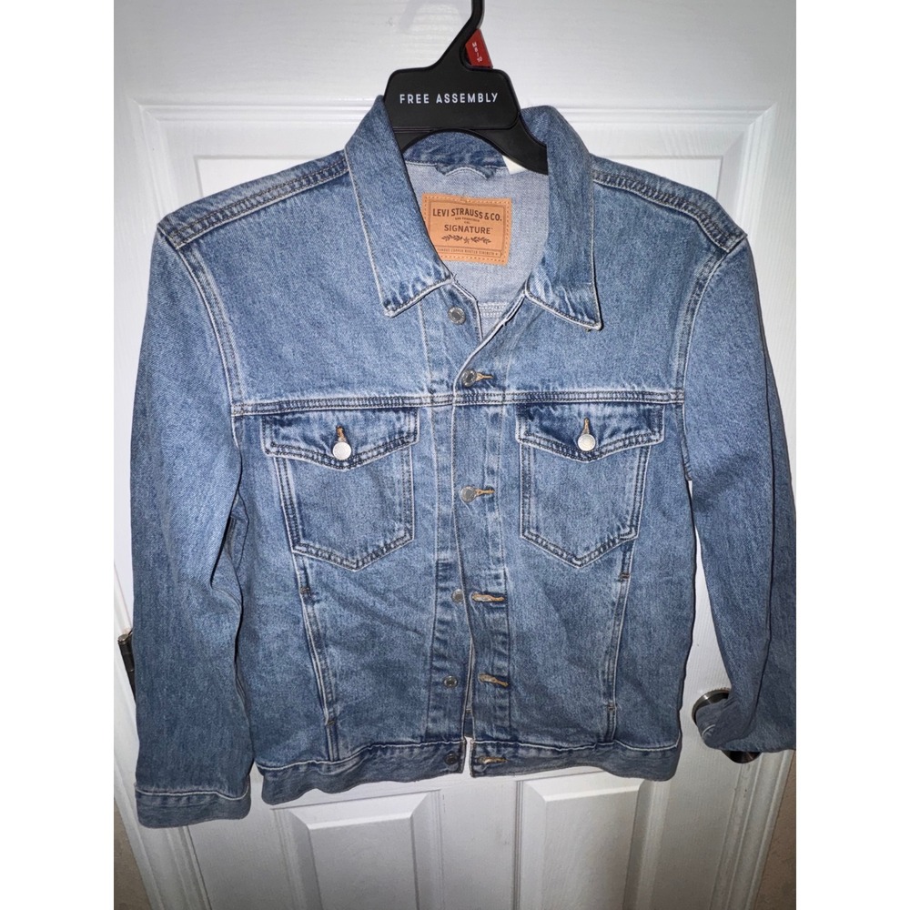 Levi's jean jacket